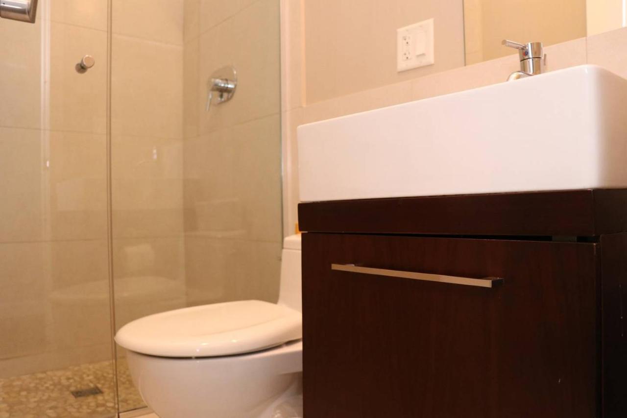 Large Stylish Newbury Street Studio W/ Kitchen Бостон Екстер'єр фото